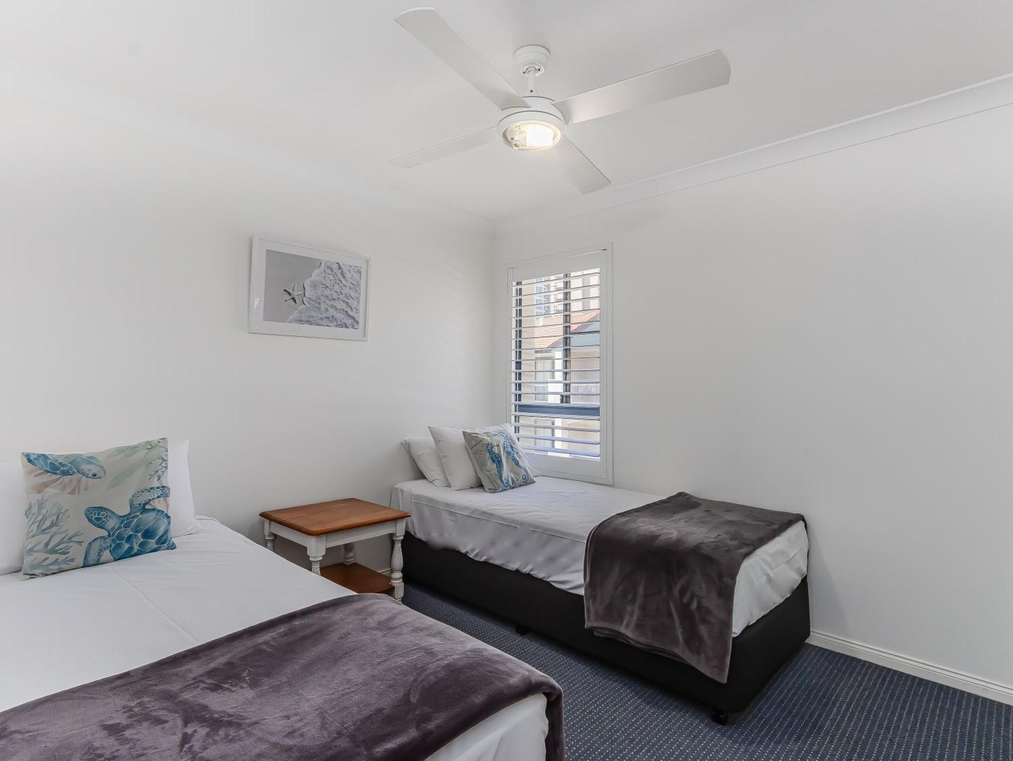 Bella Mare Coolangatta Beachside Apartments Гоулд Коуст Екстериор снимка