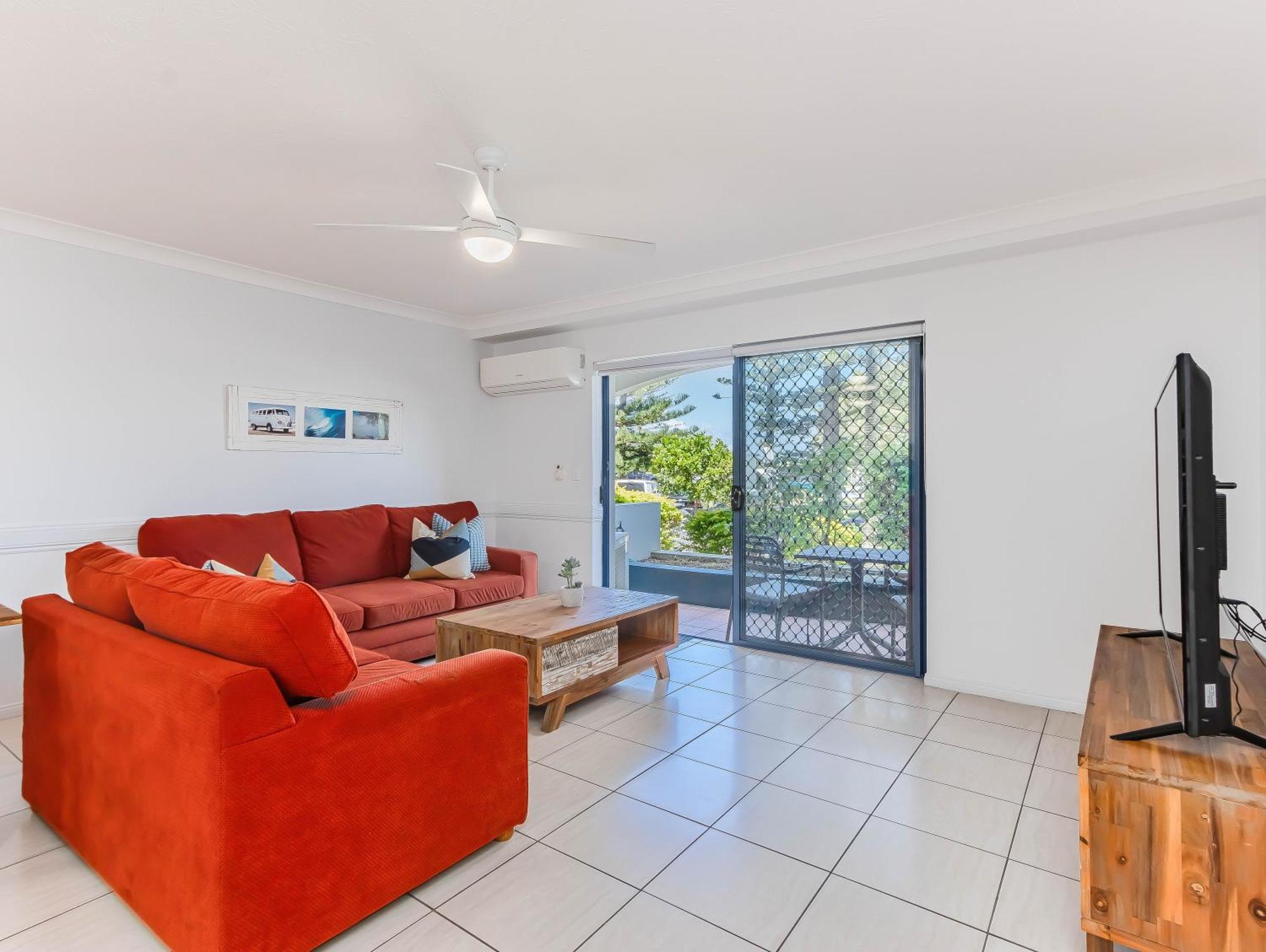 Bella Mare Coolangatta Beachside Apartments Гоулд Коуст Стая снимка
