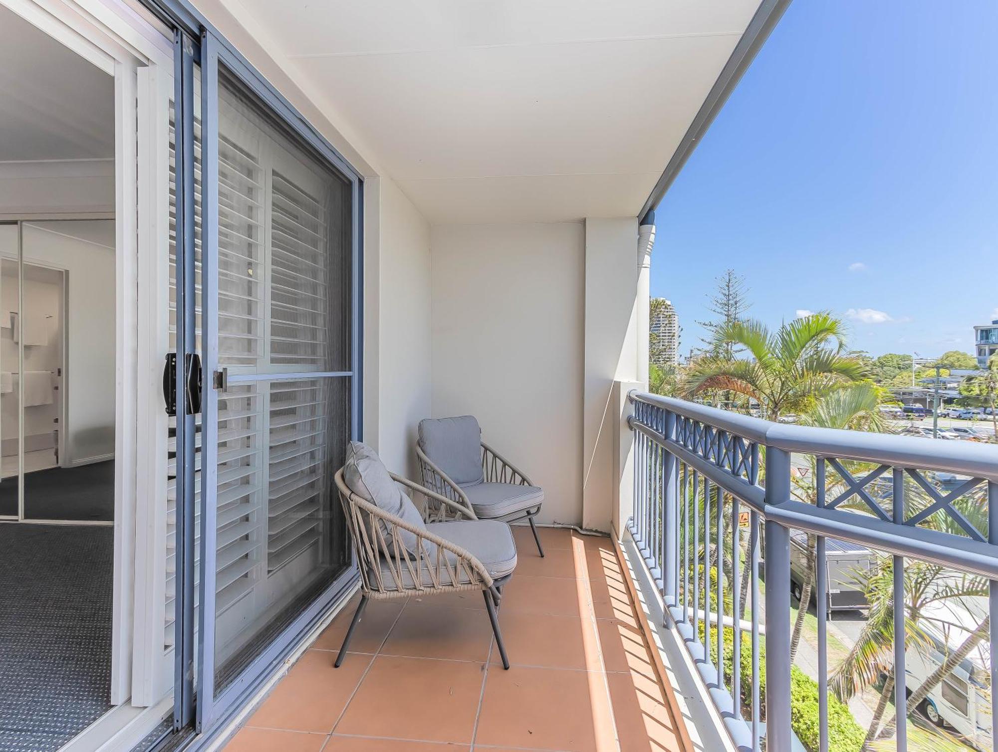 Bella Mare Coolangatta Beachside Apartments Гоулд Коуст Екстериор снимка