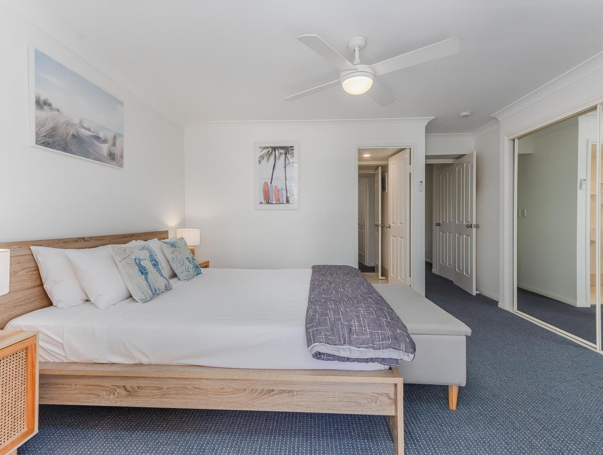 Bella Mare Coolangatta Beachside Apartments Гоулд Коуст Екстериор снимка