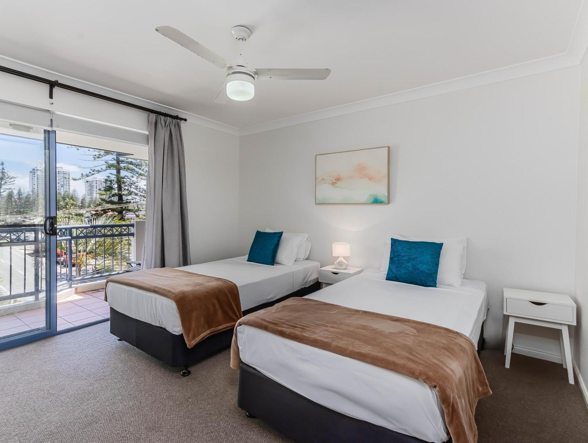 Bella Mare Coolangatta Beachside Apartments Гоулд Коуст Екстериор снимка