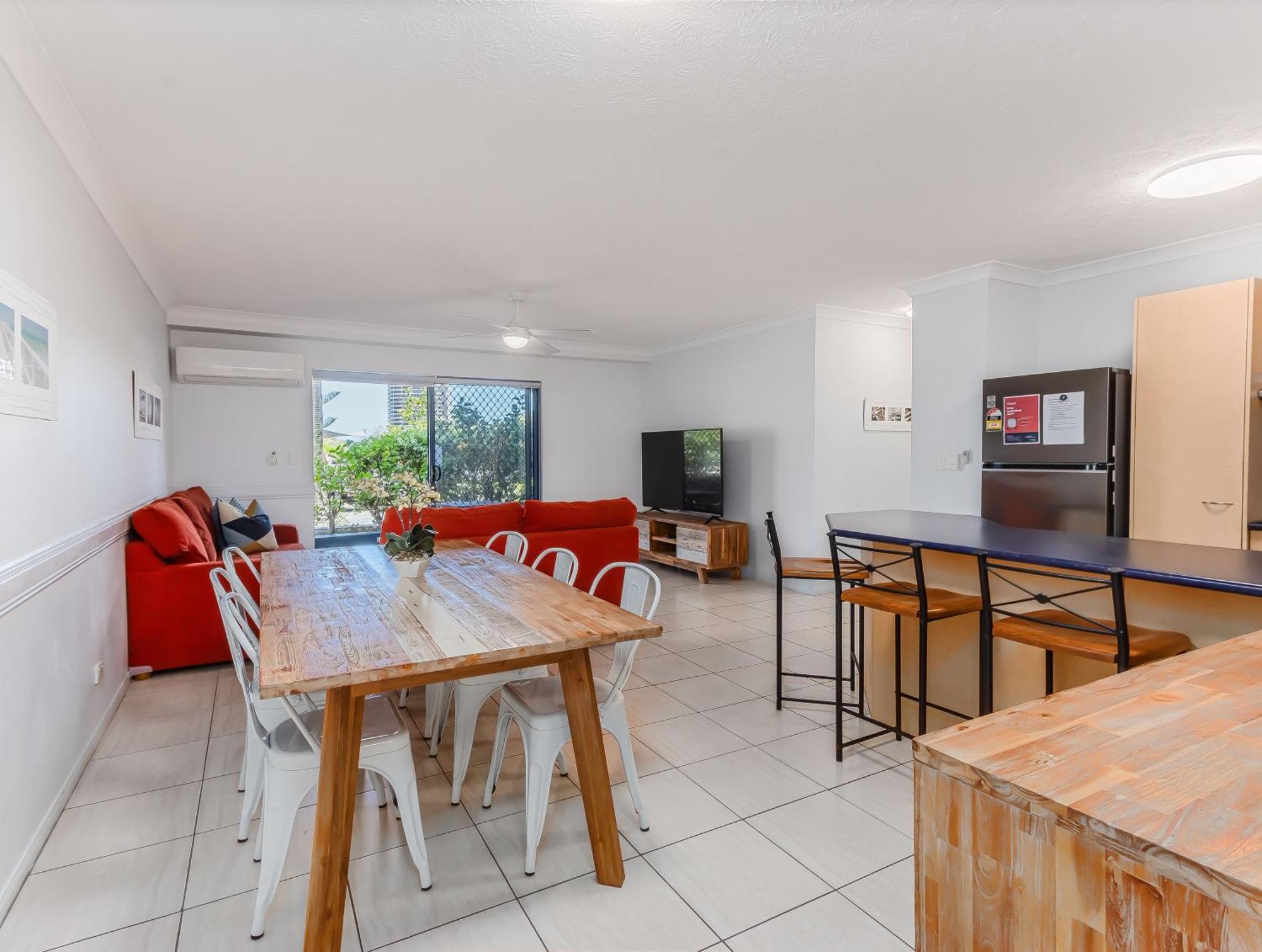 Bella Mare Coolangatta Beachside Apartments Гоулд Коуст Екстериор снимка